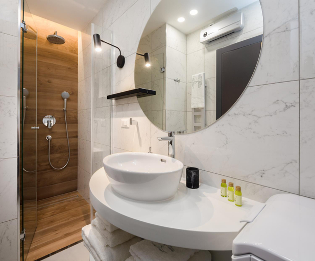 Bathroom 3, Luxury apartment & rooms Aurea, Split