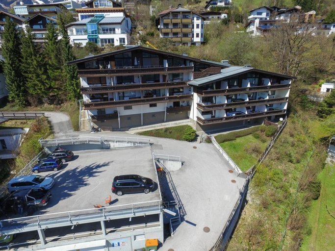 Room 2, Apartment THE Good View II - Lake Mountain View, Zell am See