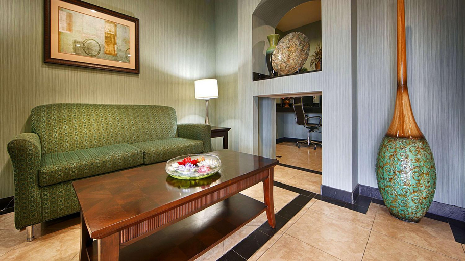 Public Area 3, Quality Inn & Suites - Marlin, Falls