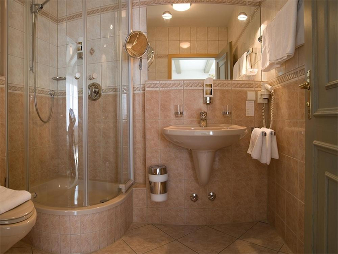 Bathroom 4, Hotel DREI SCHWANEN - Ristorante Due Fratelli, Zwickau