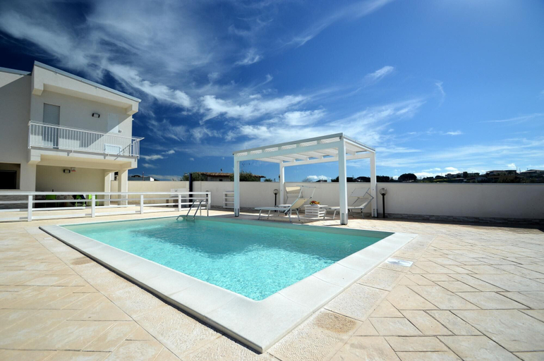 Others 3, Al070 Villa Arancio con Piscina Privata e Zona bbq, Trapani