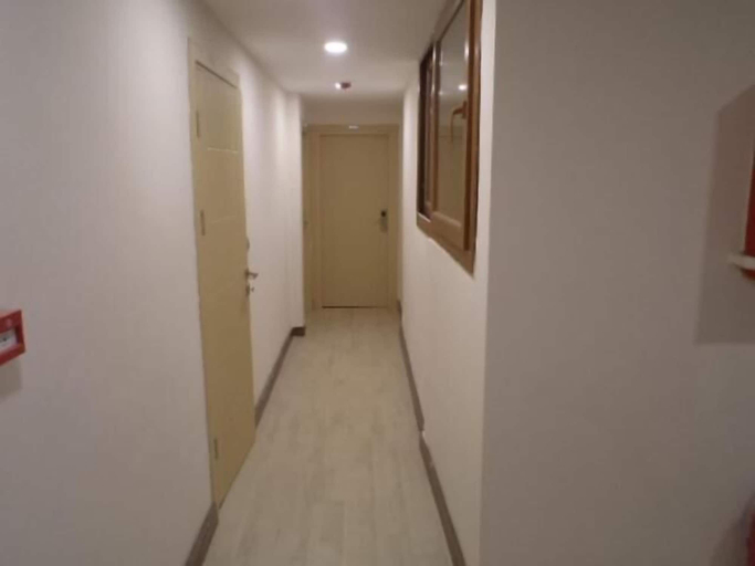 Others 5, Merkez Otel, Konak