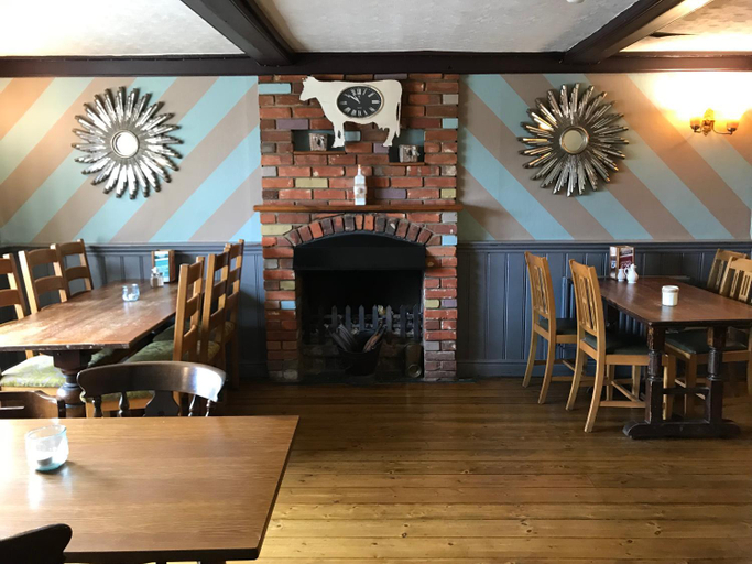 Food & Drinks 4, Bull Inn, West Berkshire