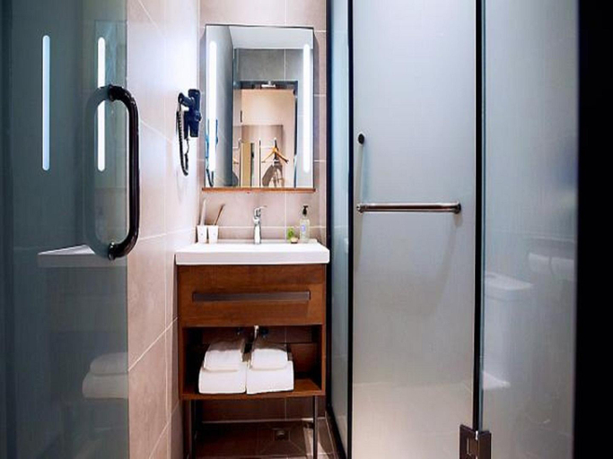 Bathroom 3, Hanting Hotel Kunshan South Railway Station, Suzhou
