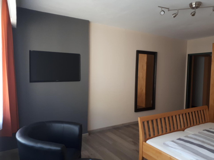 Bedroom 2, Pension Elisabeth, Cochem-Zell