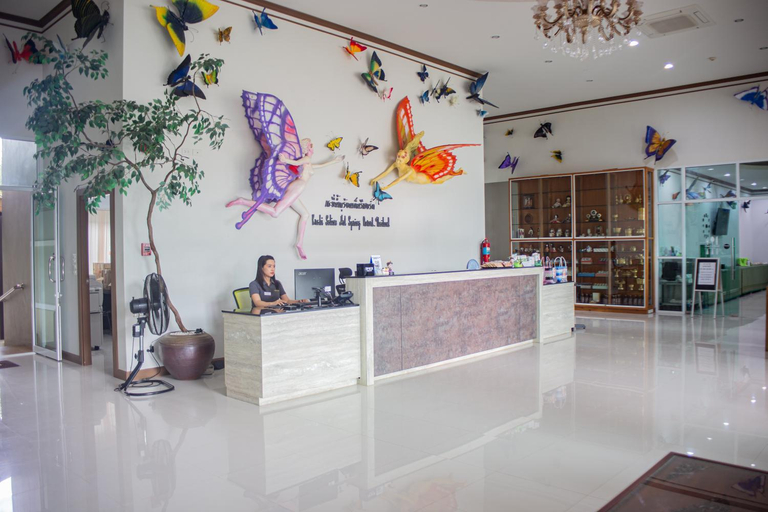 Public Area 2, Saline Hot Spring Resort, Khlong Thom