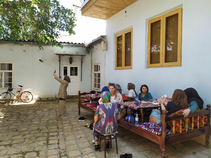 Food & Drinks, Minorai Xurd, Buxoro