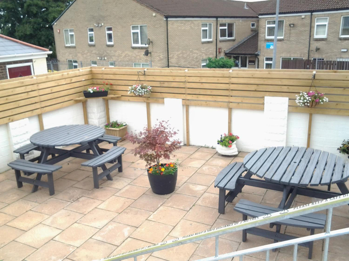Others 4, Lady Charlotte Guest rooms triple rooms, Merthyr Tydfil