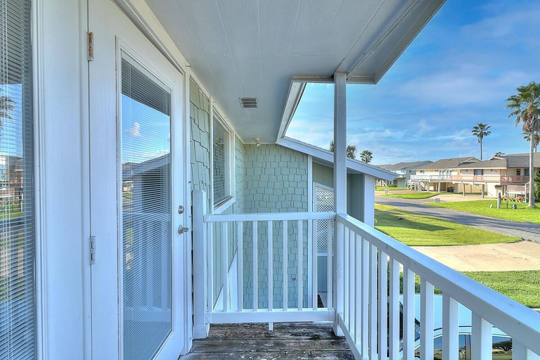 Balcony 5, Royal Estes 5 Bedroom Home by RedAwning, Aransas