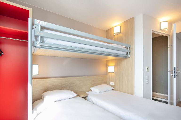 Bedroom 10