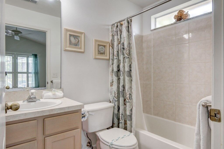 Bathroom 4, Privacy Bush Around Pool! 3 Bedroom Home by RedAwning, Polk