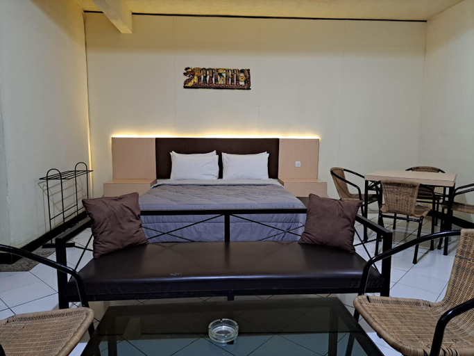 Bedroom 2, Sun Set View Hotel, Serang