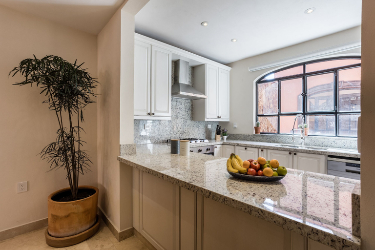 Others 4, Luxury Apartments with Rooftop & Jacuzzi, Allende