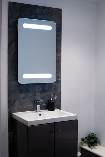 Bathroom, Beautiful 1-bed Apartment in Manchester, Manchester