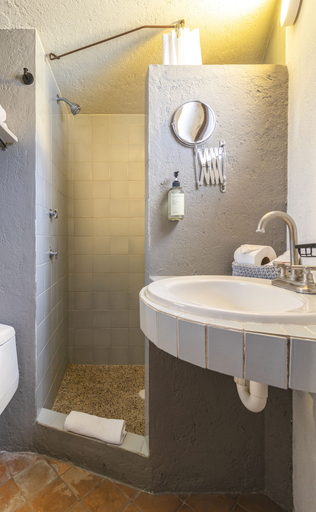 Bathroom 3, Casa Goyri San Miguel de Allende, Allende