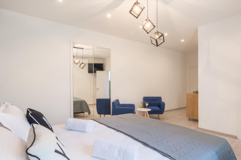Others 4, Rooms Sea & Sun with private parking, Zadar