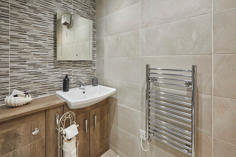Bathroom 3, Host Stay Riverrun, North Yorkshire