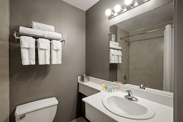 Bathroom 2