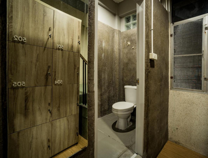 Bathroom 4, Mind Day Hostel Khaosan, Phra Nakhon