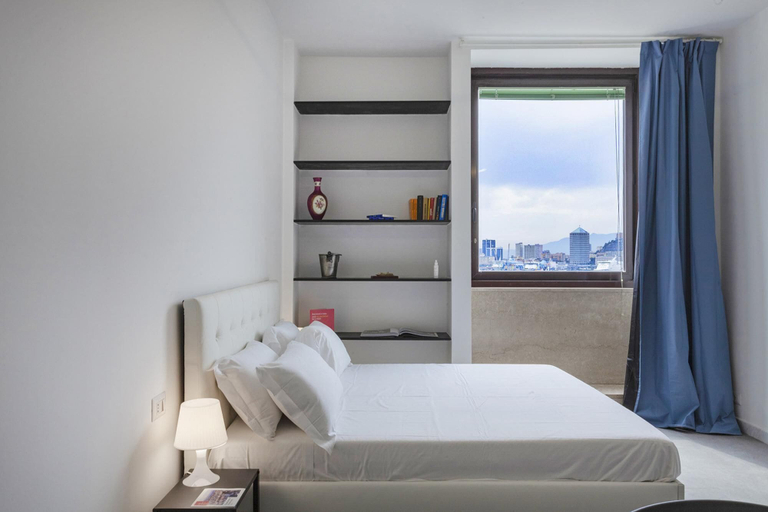 Room 2, Chic Modern Lofts by Wonderful Italy, Genova