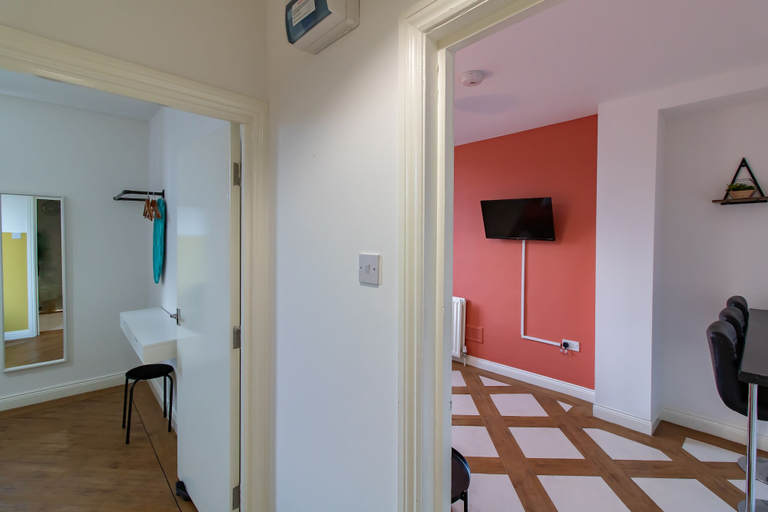 Others 4, Beautiful 1-bed Apartment in Gateshead, Gateshead