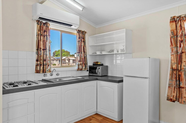Dining Room 11