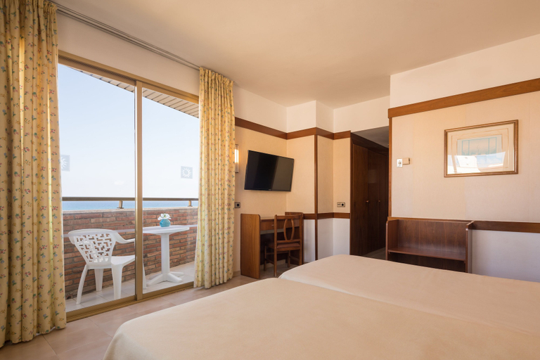 Bedroom 3, htop Royal Sun, Barcelona