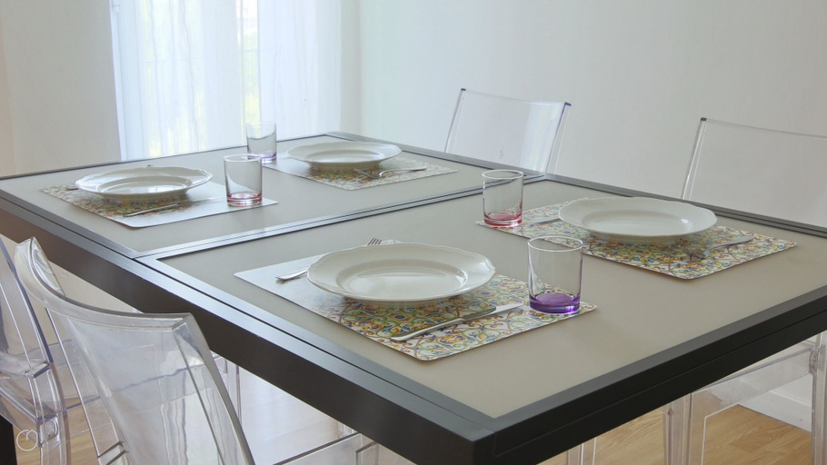 Room 5, Italianway - Riva Soldino 9, Como