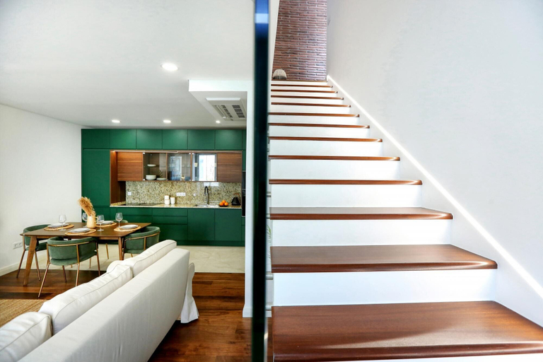 Room 5, Green Faro Modern Duplex With A Bliss Terrace, Faro