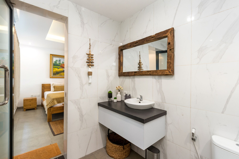 Bathroom 4, Villa Ambalika in Seminyak, Badung