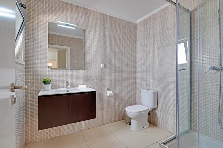 Others 3, Casa Ferraguido by Portucasa, Lagoa