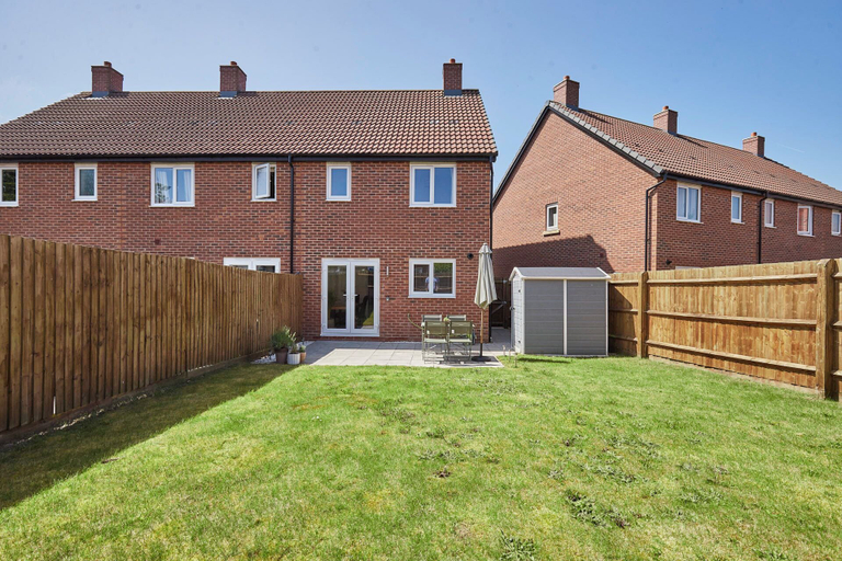 Exterior & Views 2, Host Stay Cornflower Way, Gloucestershire