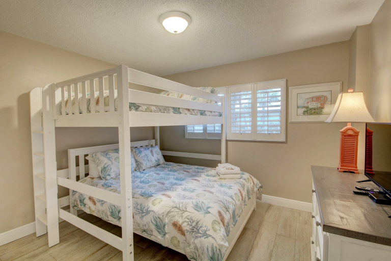 Bedroom 3, 326 El Matador 2 Bedroom Condo by RedAwning, Okaloosa
