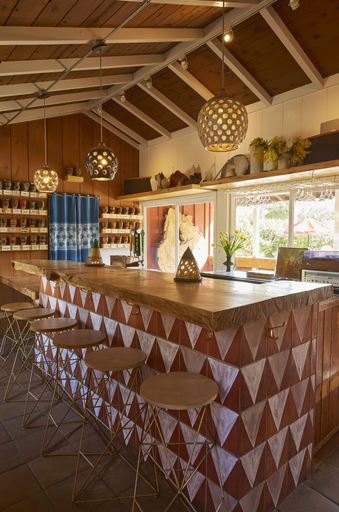 Food & Drinks 5, Ojai Rancho Inn, Ventura