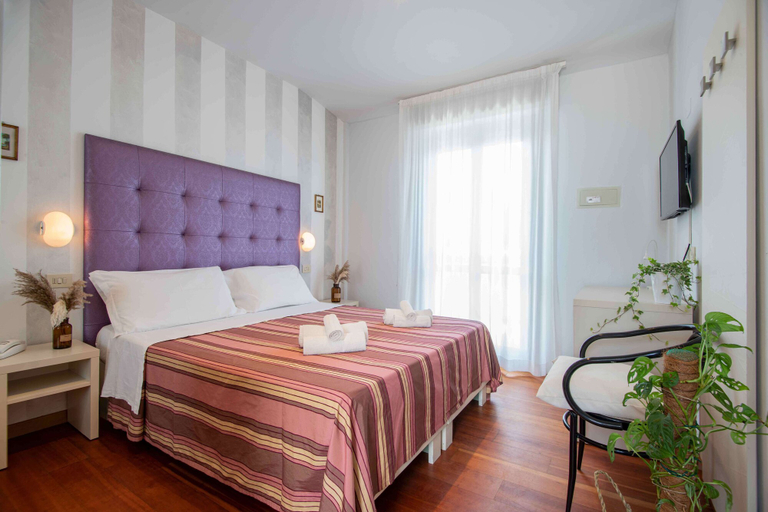 Bedroom 15