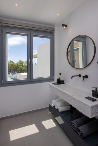 Bathroom 2, Polaroid Loft Tinos, South Aegean