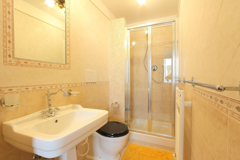Bathroom 6