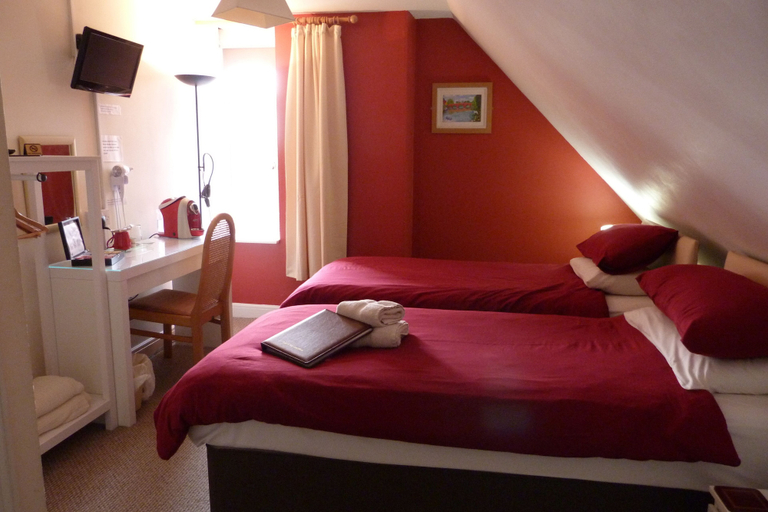 Bedroom 2, ザ レイルウェイ イン, Oxfordshire