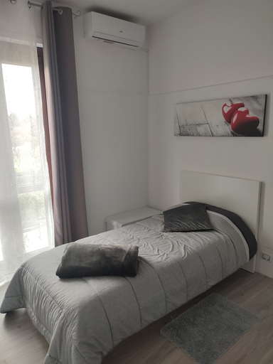Bedroom 4, Casa Ena, Biella