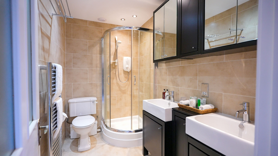 Bathroom 3, The Townhouse, South Ayrshire