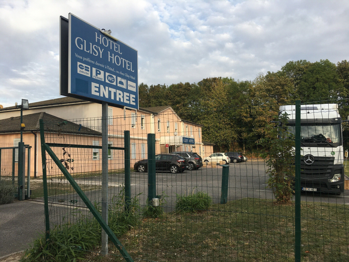 Exterior & Views 2, Glisy Hotel, Somme