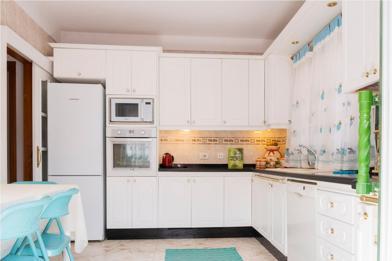 Kitchen 3, LIVE GUANCHES DE CANDELARIA, Santa Cruz de Tenerife