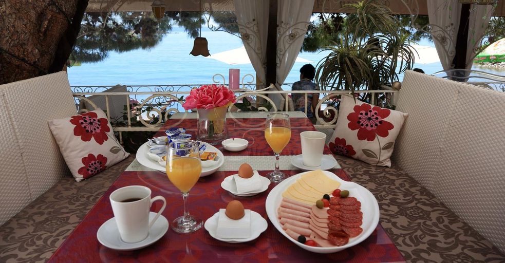 Food & Drinks 3, Beach Apartments Ankora, Makarska