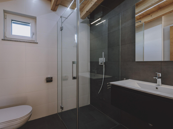 Bathroom 2, FP Appartements - Penthouse, Zell am See