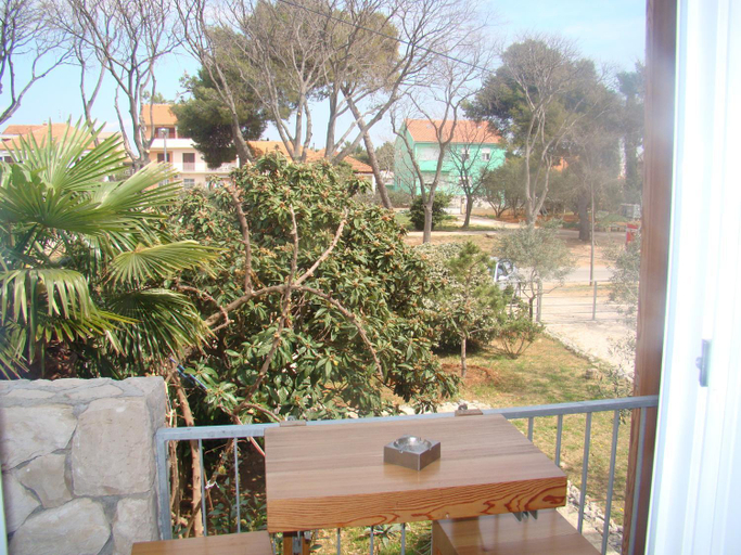 Others 4, Villa Lipa, Zadar