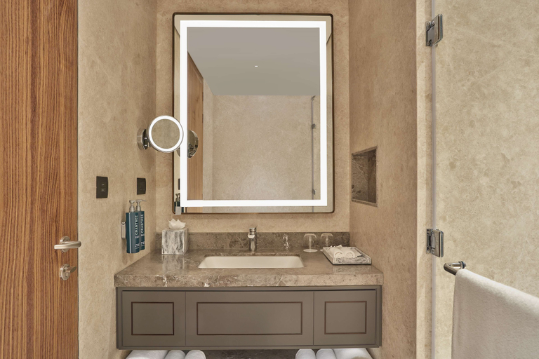 Bathroom 5, Doubletree By Hilton Bengaluru Whitefield, Bangalore