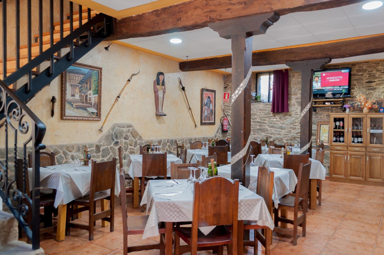 Food & Drinks 4, Hostal Tribal, Zamora
