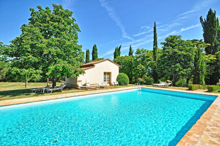 Swimming pool 5, Vittoriana near San Gimignano by PosarelliVillas, Siena
