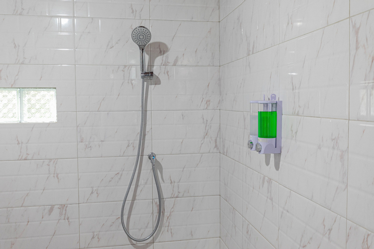 Bathroom 6