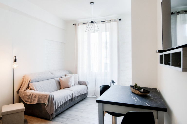 Living area 2, MyHomeInComo - S&O Apartment, Como